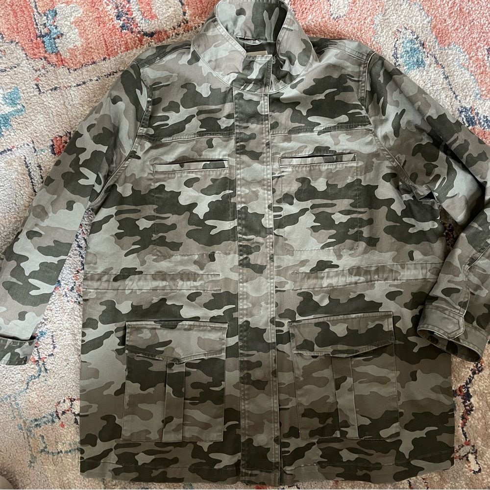 Universal Thread Womens Camo Jacket